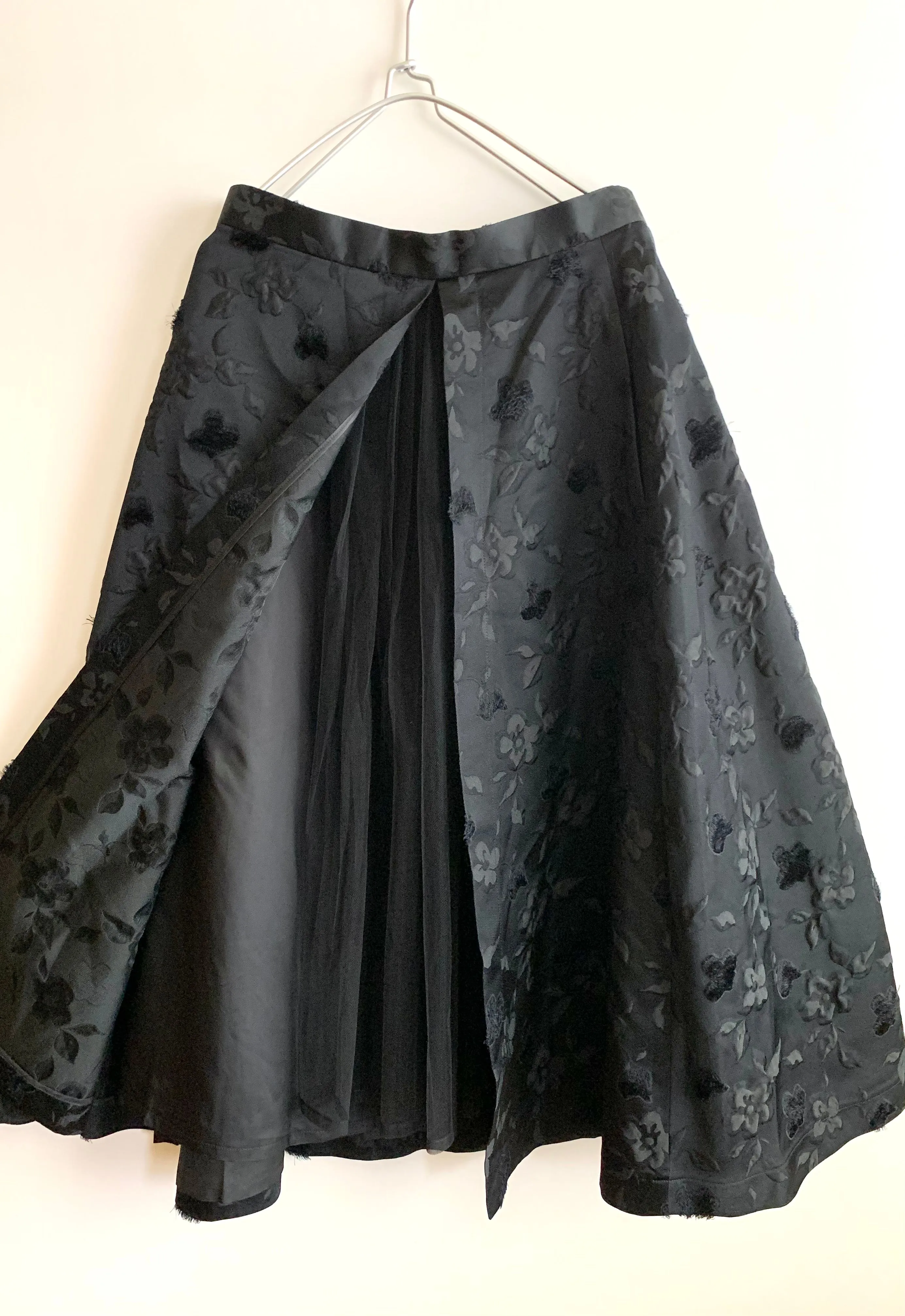 【 Noir Kei Ninomiya COMMEdesGARCONS 】layered Design Skirt