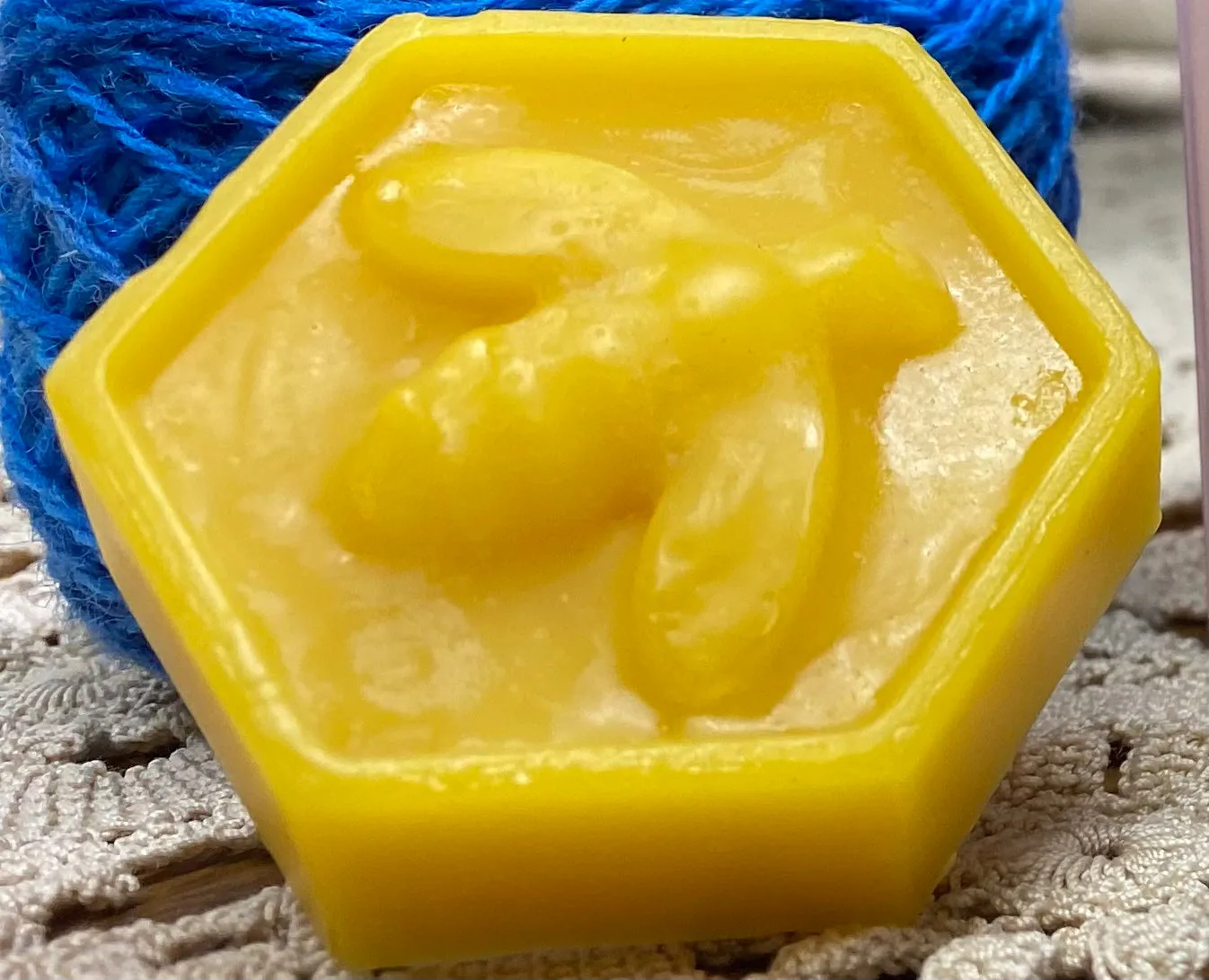 Beeswax Thread Conditioner (NY)