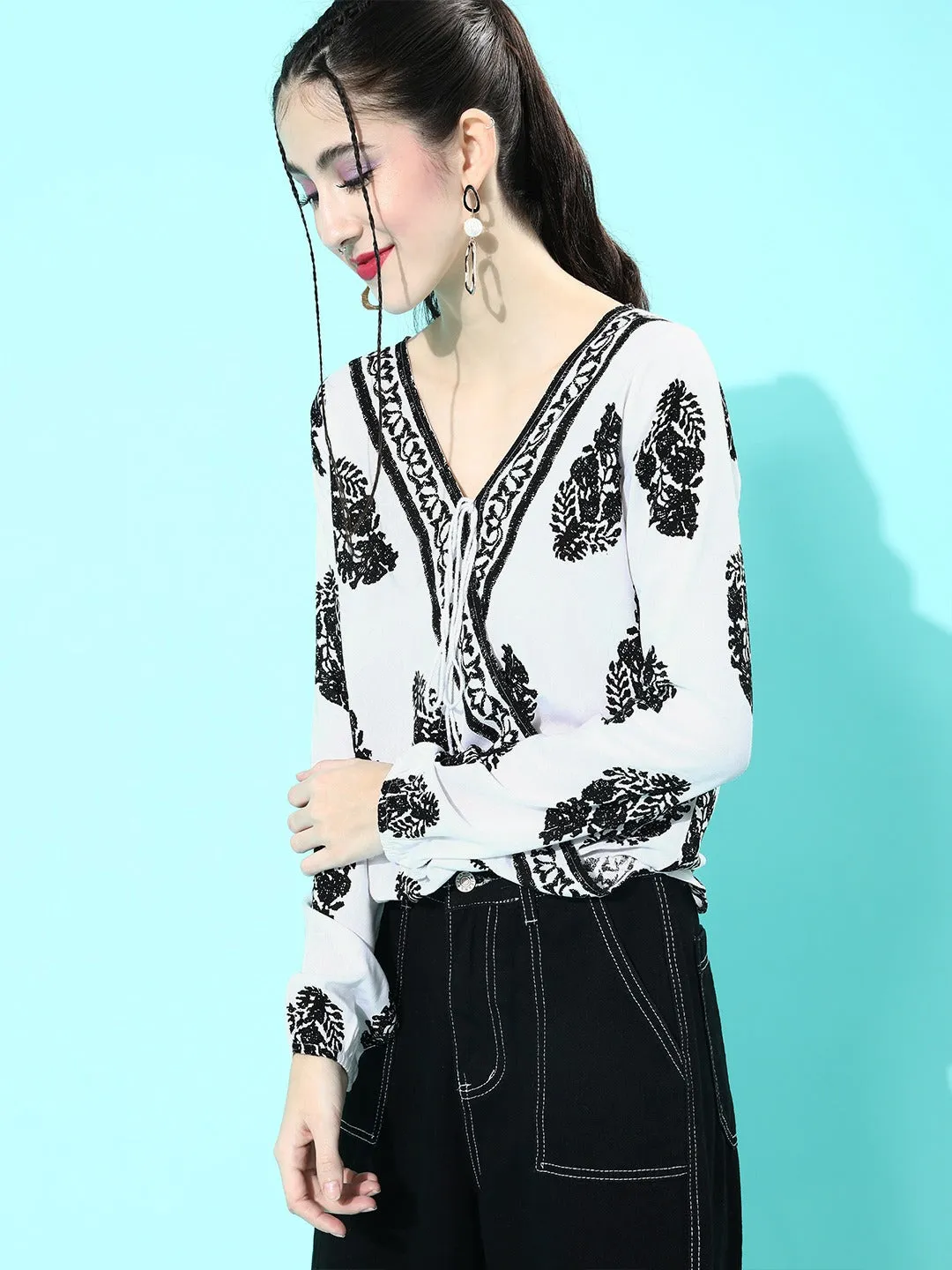 Berrylush Women White & Black Floral Printed V-Neck Wrap Top