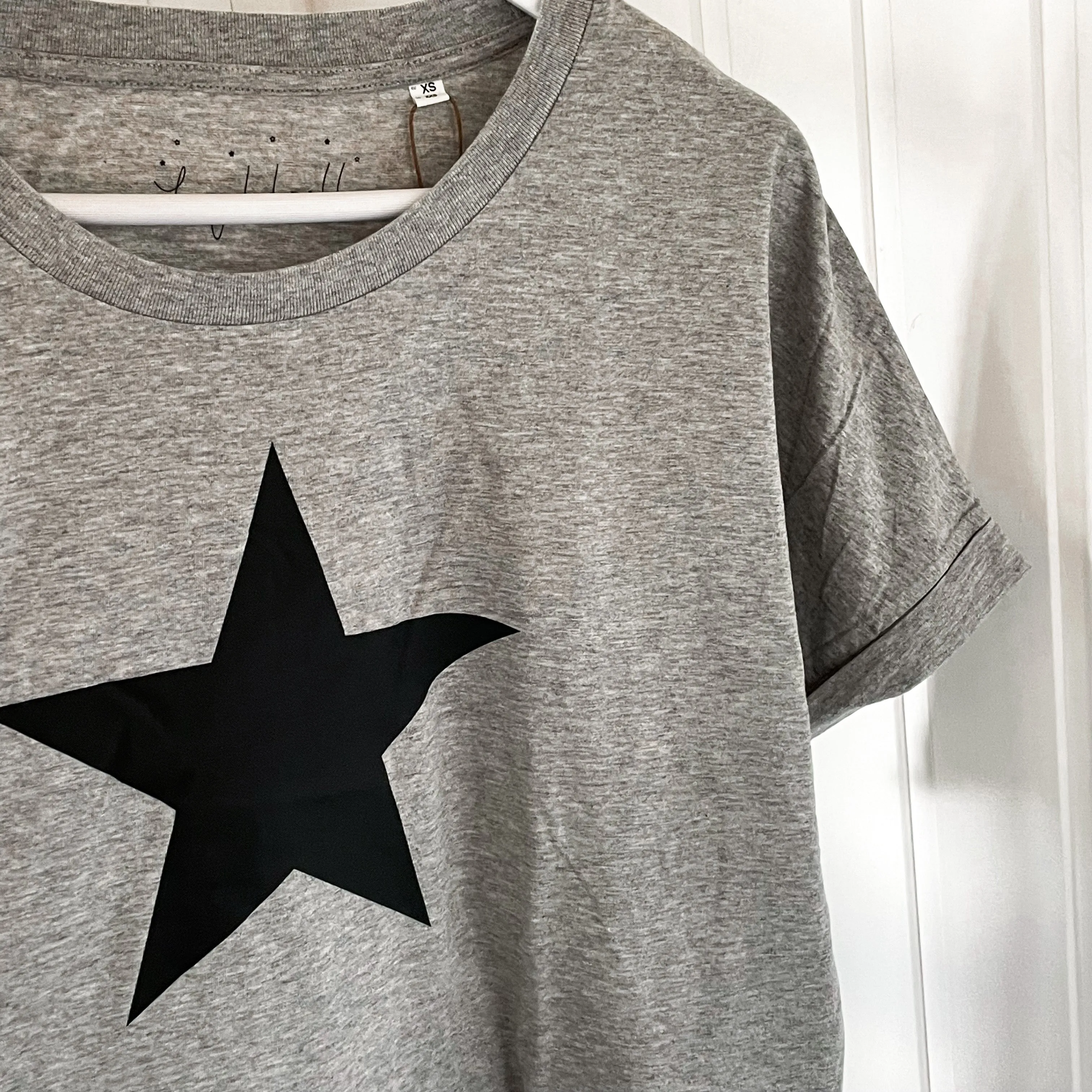 Boxy black star heather grey tee *boxy relaxed fit*