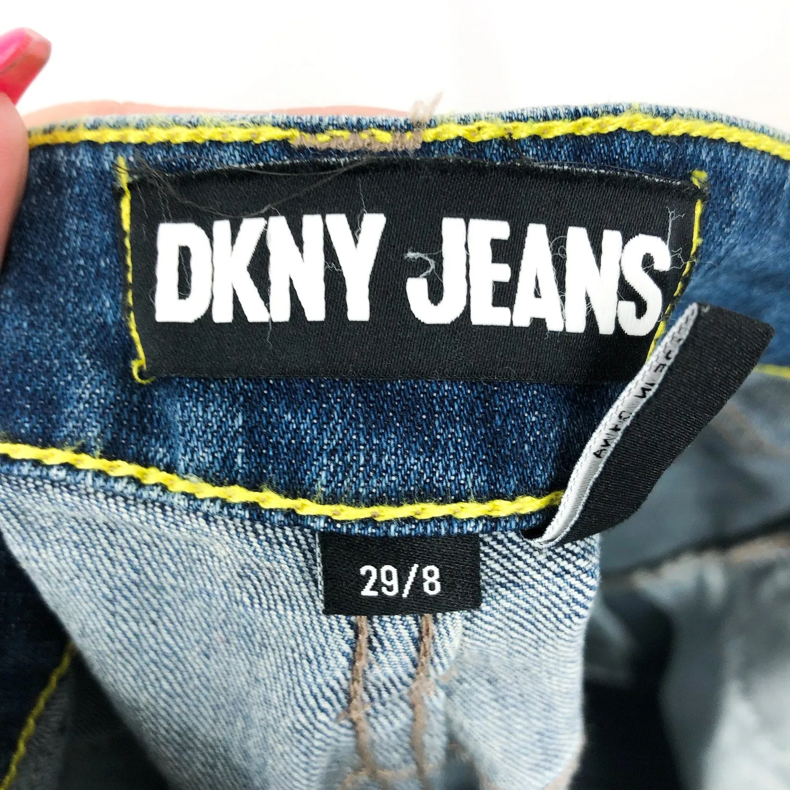 DKNY Women's Halsey Mid Rise Kick Flare Jeans 29/8 Indigo Blue Stretch Denim NWT