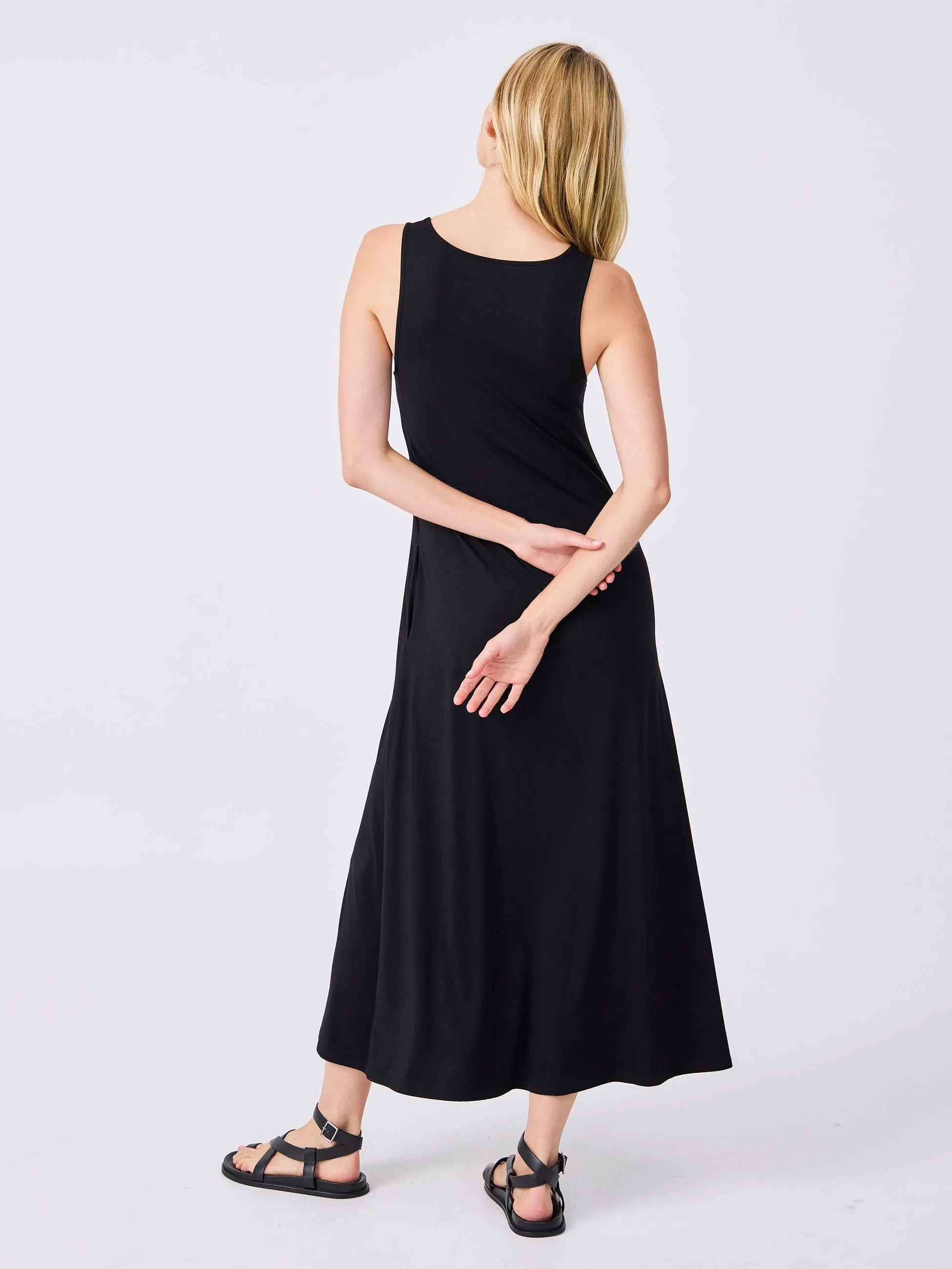 Flow Maxi Dress - Black