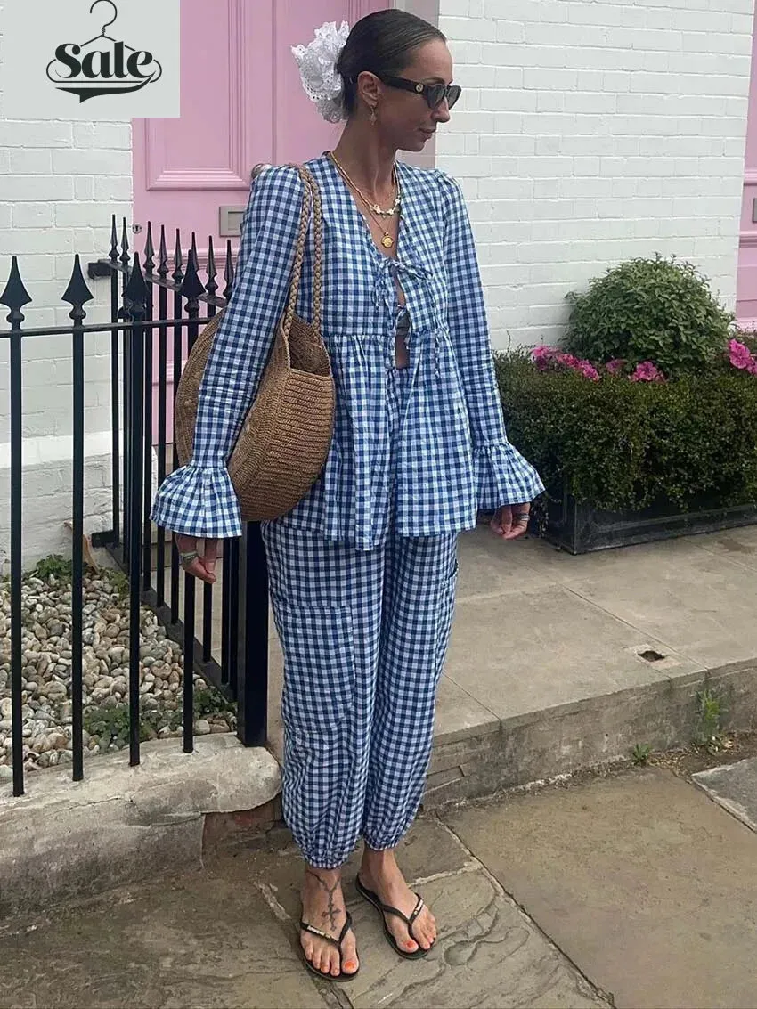 Gingham Outfit Pencil Pants & Tie-Up Shirt in Cotton Blend