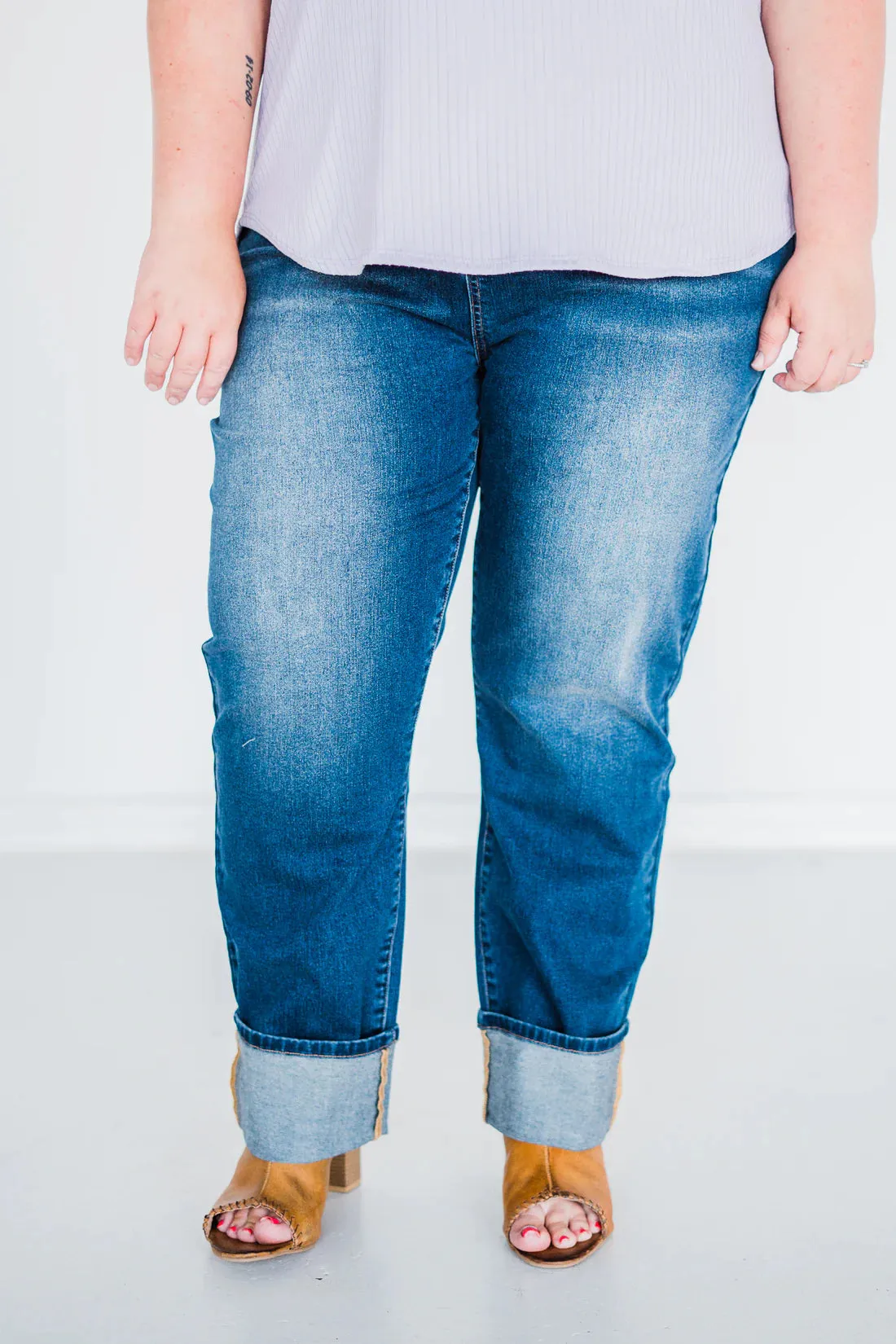 Non Distressed Straight Leg Boyfriend Jeans