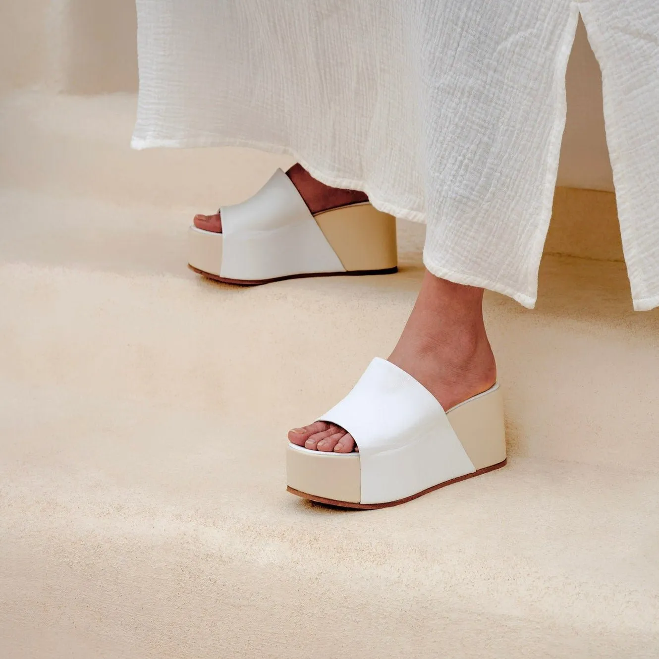 Sahara white platform