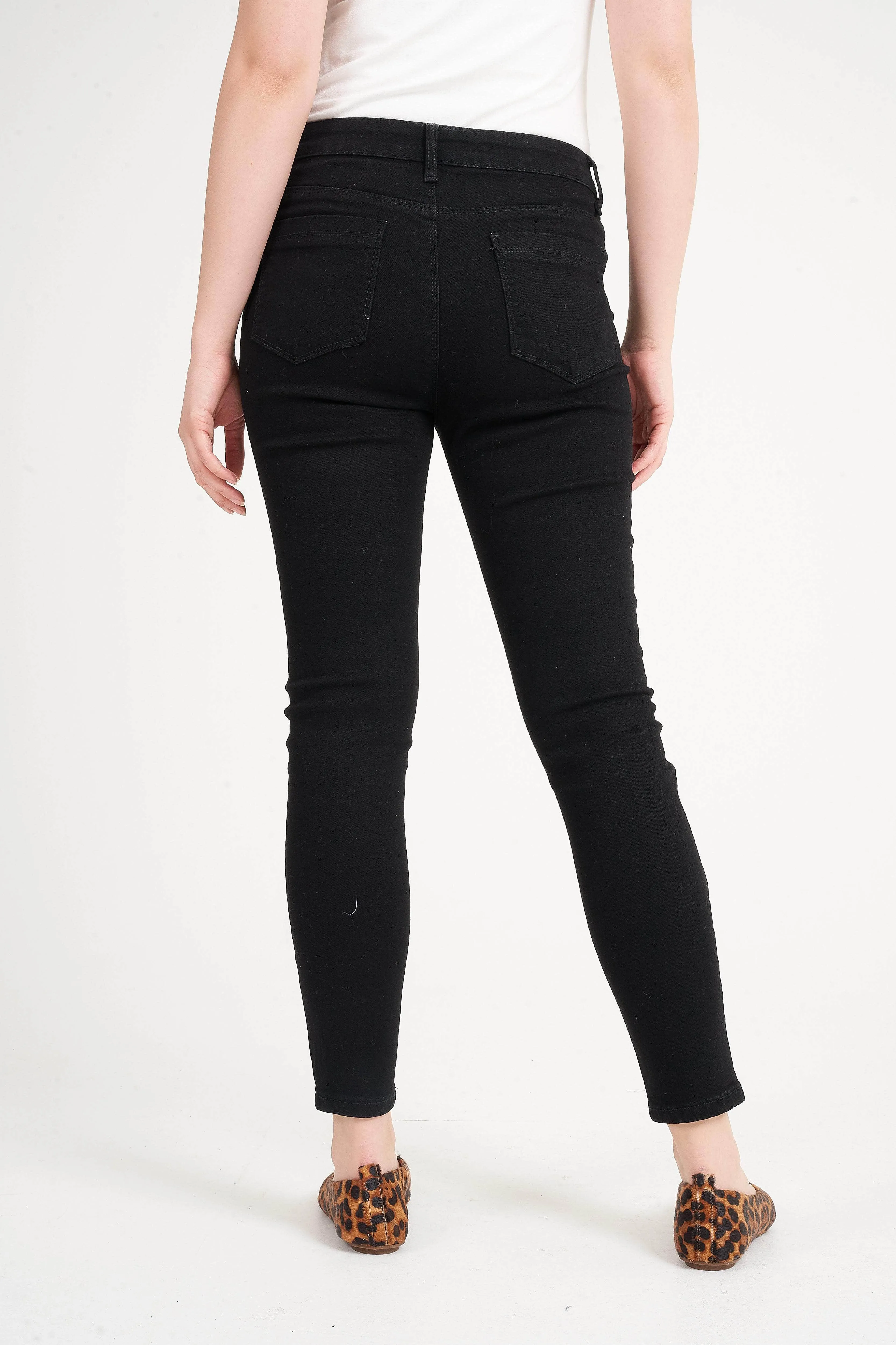 Saloos Comfort Stretch Tapered Mid-High Waist Jeans