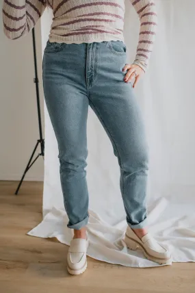 The Sloane High Rise Cigarette Jeans - Miracle Mile