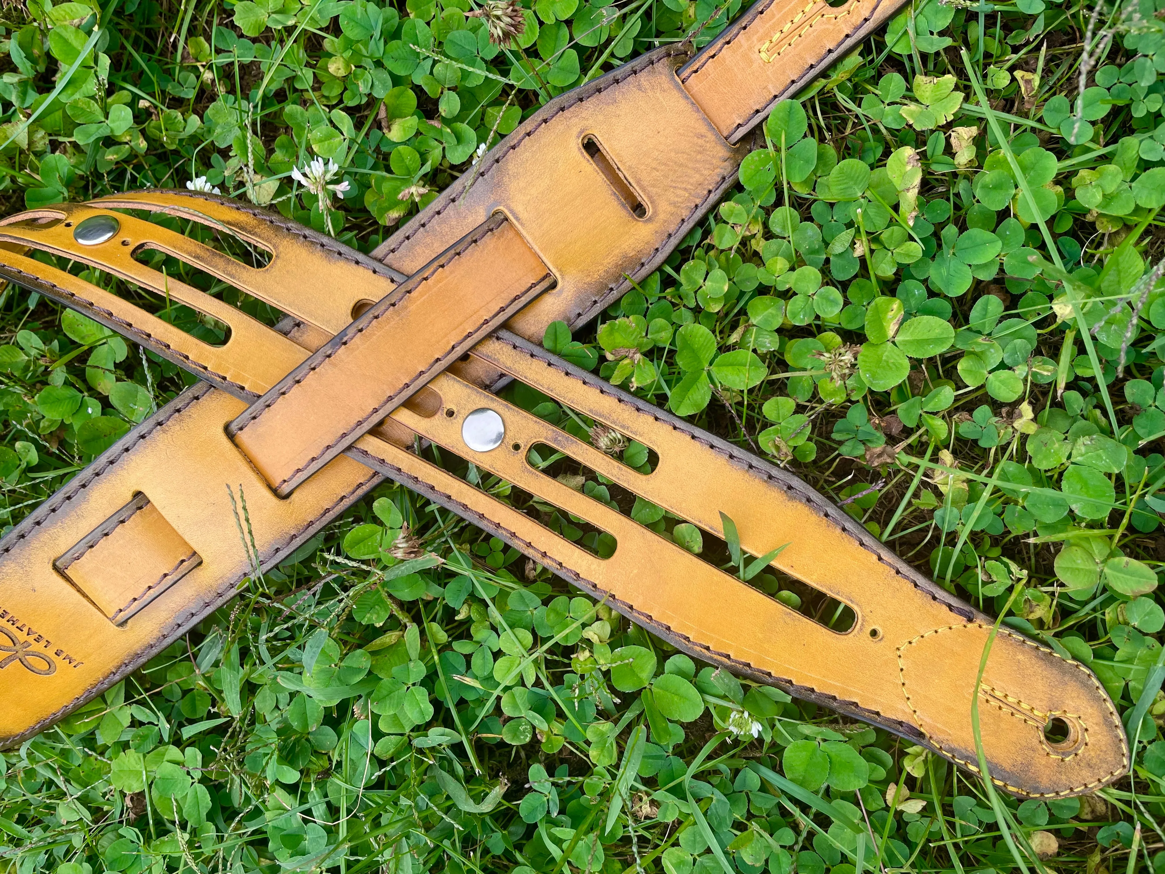 Vintage Guitar strap channel Burnt Thistle